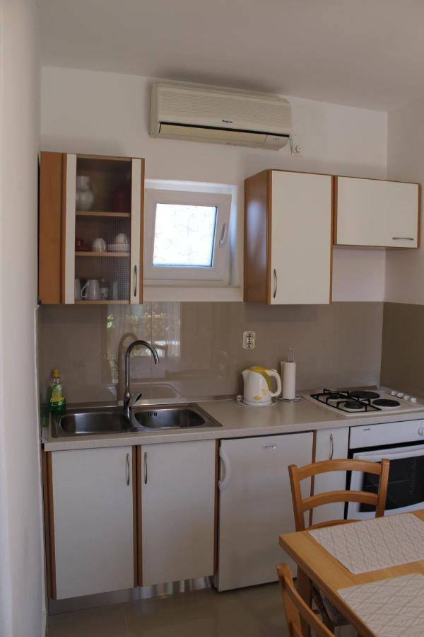 Apartments Kekel Biograd Na Moru Ngoại thất bức ảnh