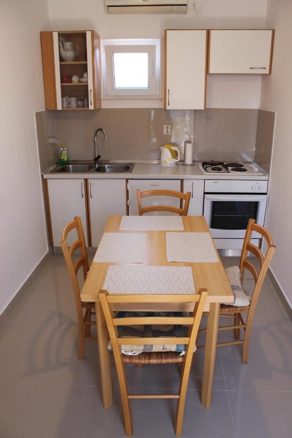 Apartments Kekel Biograd Na Moru Ngoại thất bức ảnh