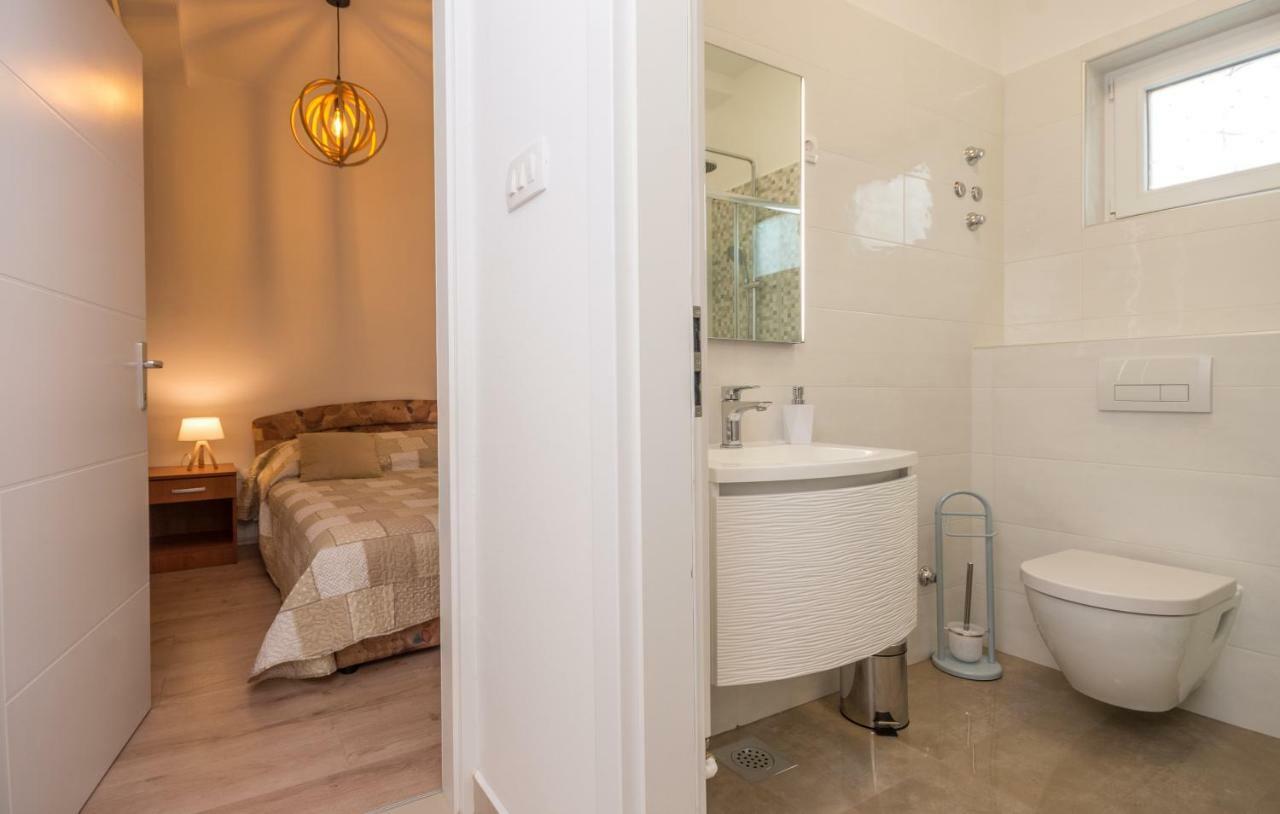 Apartments Kekel Biograd Na Moru Ngoại thất bức ảnh